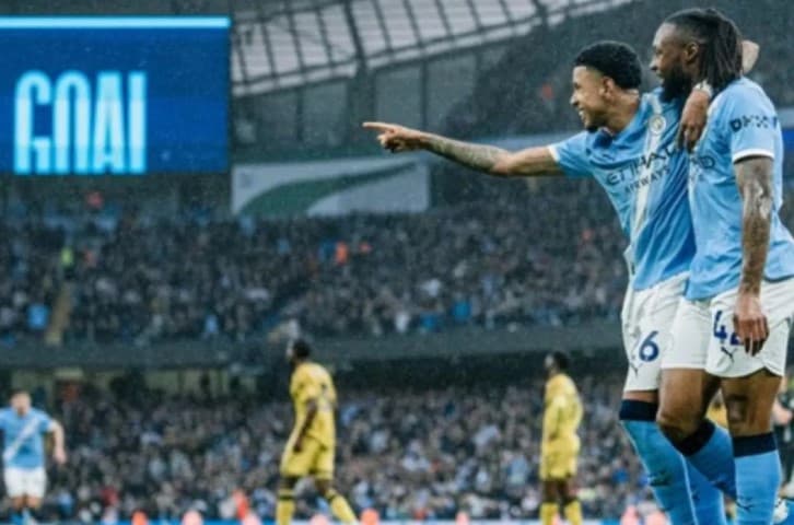 Manchester City Hajar Crystal Palace 3-0 dan Terus Tempel Arsenal di Puncak Klasemen