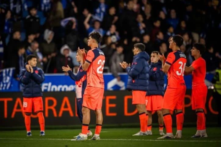Barcelona Dipastikan Gagal Raih 100 Poin Setelah Tumbang dari Deportivo Alaves