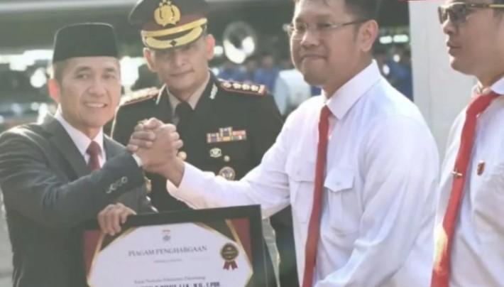 Wali Kota Palembang Beri Penghargaan kepada Polisi Setelah Gagalkan Peredaran 10,3 Kilogram Sabu