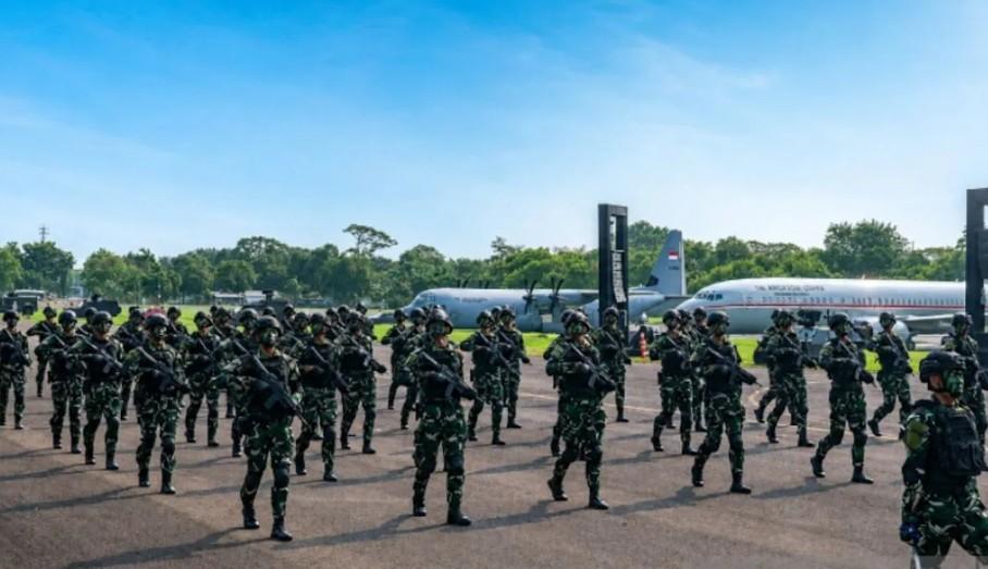 Kemhan Tampilkan Personel Ahli Drone dalam Defile Komcad, TNI Tegaskan Bukan Satuan Baru