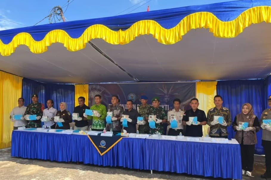 BNNP Kalimantan Barat Musnahkan Hampir 20 Kilogram Sabu dari Jaringan Narkotika Internasional