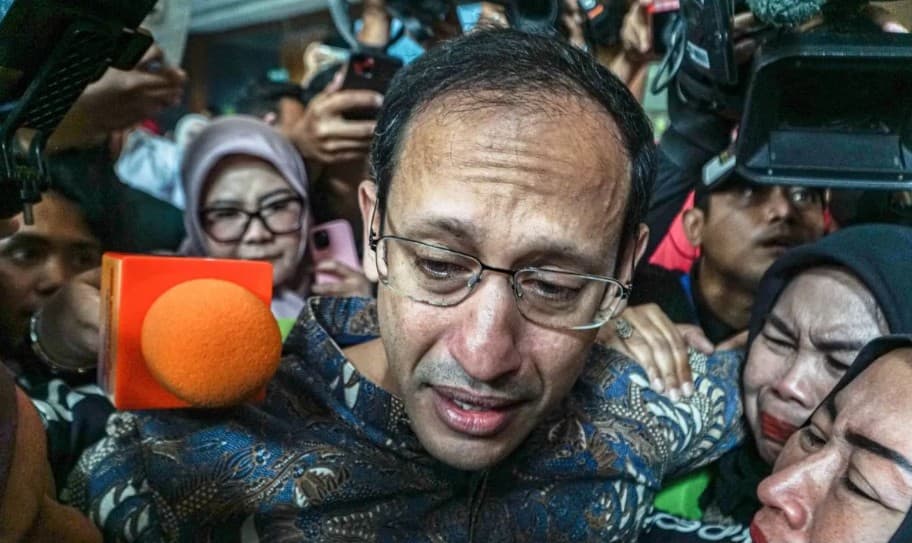 Majelis Hakim Menjatuhkan Vonis 10 Tahun Penjara kepada Nadiem Makarim dalam Kasus Korupsi Chromebook