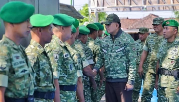 Menhan Minta Prajurit Yonif Teritorial Pembangunan Profesional dalam Melayani Masyarakat