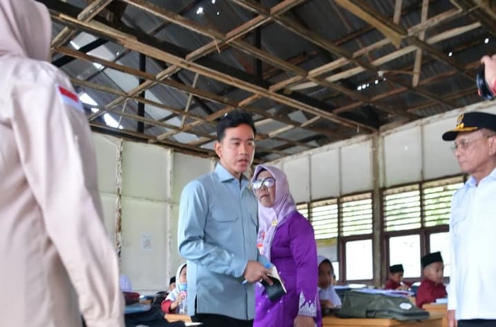 Wapres Gibran Serap Aspirasi Guru di Riau, Dorong Rehabilitasi SDN 016 Serusa Parit Aman