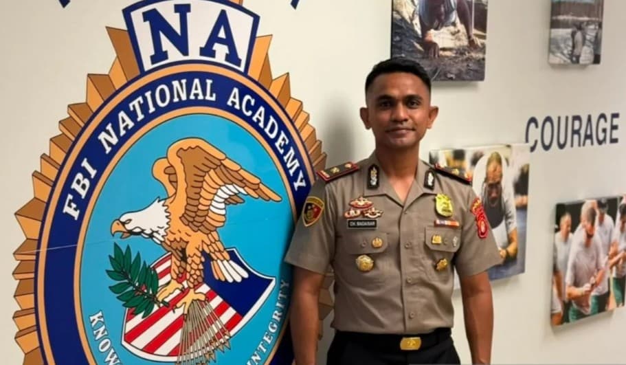 Kompol Charles Bagaisar Lulus FBI National Academy, Jadi Satu-satunya Wakil Indonesia di Session 298
