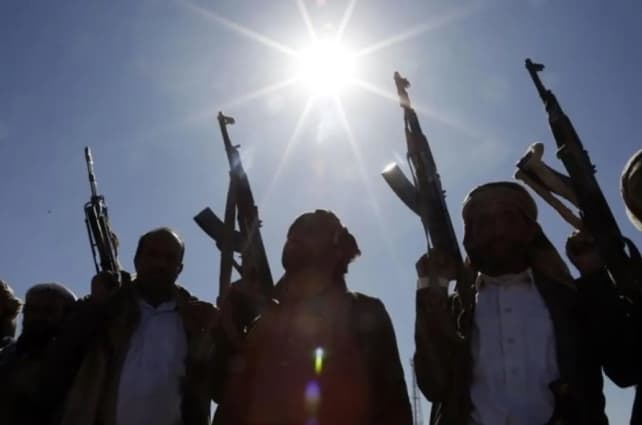 Koalisi Arab Membantah Menyerang Pelabuhan Yaman Usai Serangan Houthi terhadap Kapal Saudi