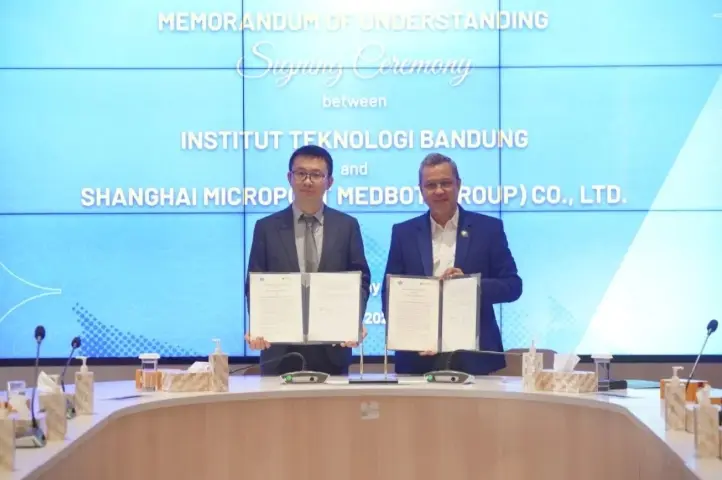 ITB dan Shanghai Microport MedBot Jalin Kerja Sama Kembangkan Robotika Medis di Indonesia