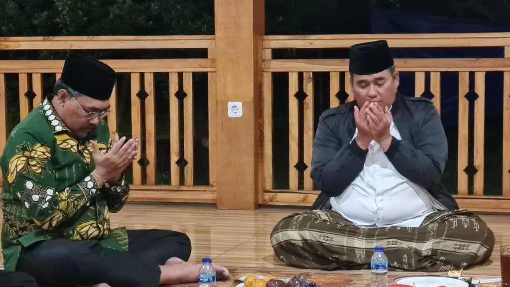 Silaturahim ke Kiai Lukman Hakim, Gus Jazil Diminta Rangkul Para Habaib Majukan NU DKI