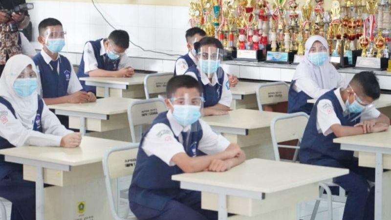 Hari Ini 170 Sekolah di Kabupaten Bogor Uji Coba Belajar Tatap Muka