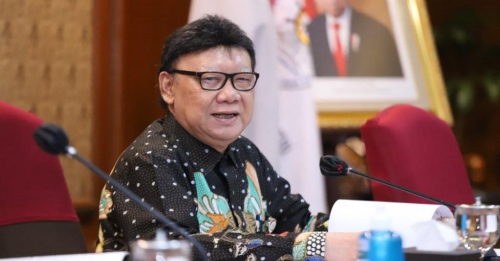 Amien Rais Sebut Isu 3 Periode, Tjahjo: Pak Jokowi Tak Akan Terjebak Manuver Murahan