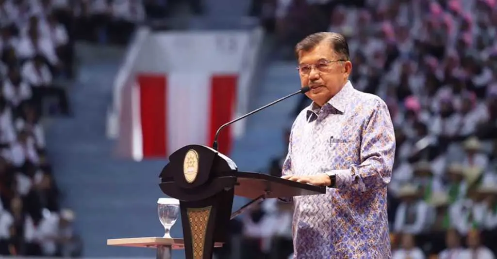 Masih Pandemi, Jusuf Kalla Usulkan Salat Tarawih 2 Shift