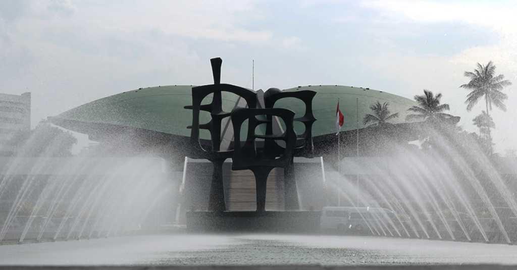 Pimpinan DPR Minta Kemenaker Tegakkan Aturan Pembayaran THR