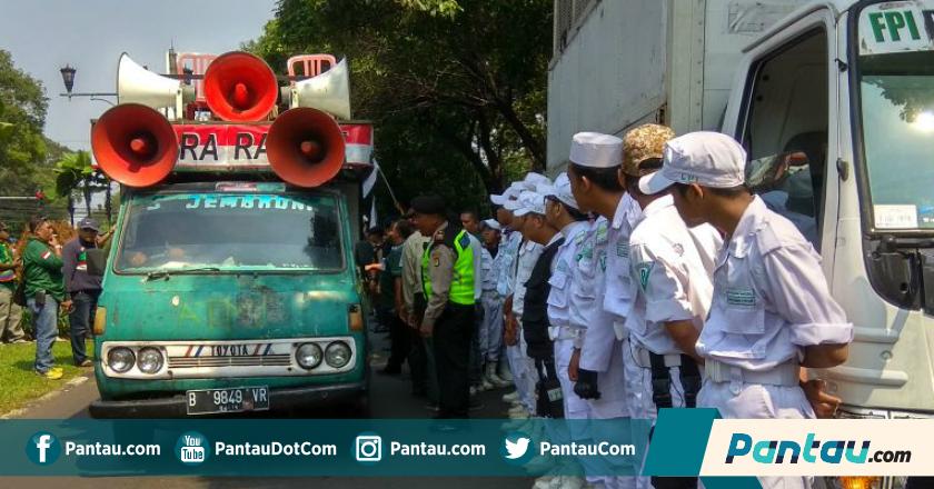 'Balas Budi' ke Yusril, FPI Bantu PBB Geruduk KPU
