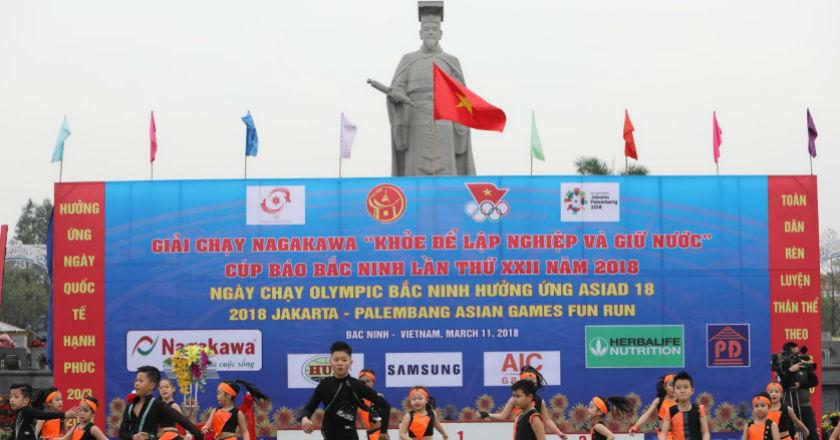 Promosikan Asian Games 2018, Ribuan Pelari Meriahkan ‘Fun Run’ di Vietnam