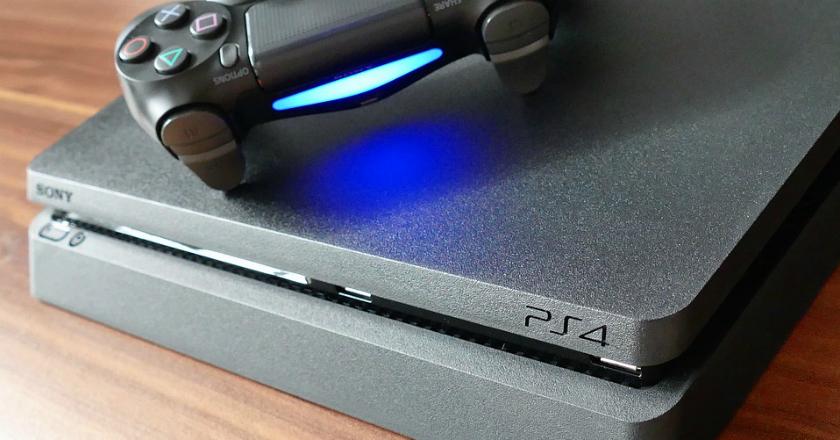 Duh! Pengguna PS 4 Ini Diblokir Permanen, Kok Bisa?