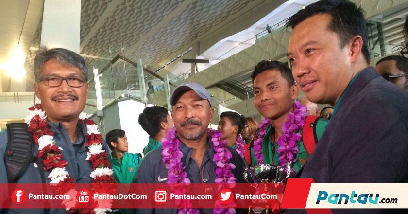 Timnas Indonesia U16 Juara Turnamen Jenesys, Menpora Minta Kompetisi Usia Dini 'Dikencangkan'