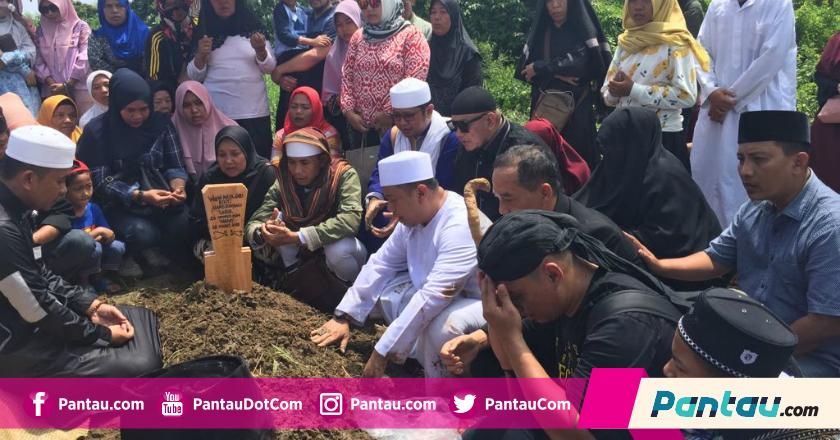 Istri Kedua Meninggal Dunia, Istri Pertama Berharap Opick Sabar