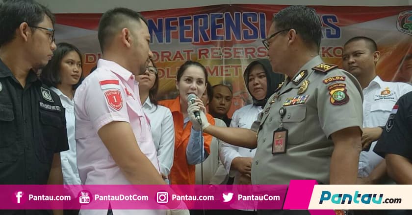 Kuasa Hukum Sebut Jennifer Dunn 'Kepanasan' di Ruang Tunggu Sidang