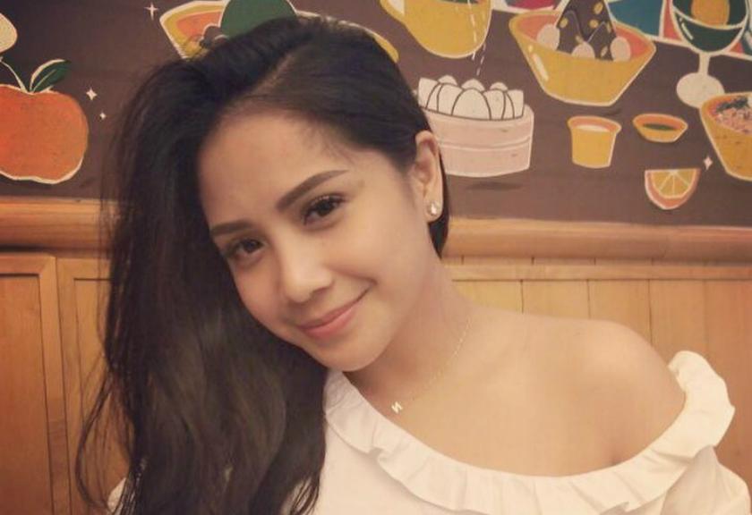 Coba Tebak, di Foto Ini Nagita Slavina Mirip Siapa?