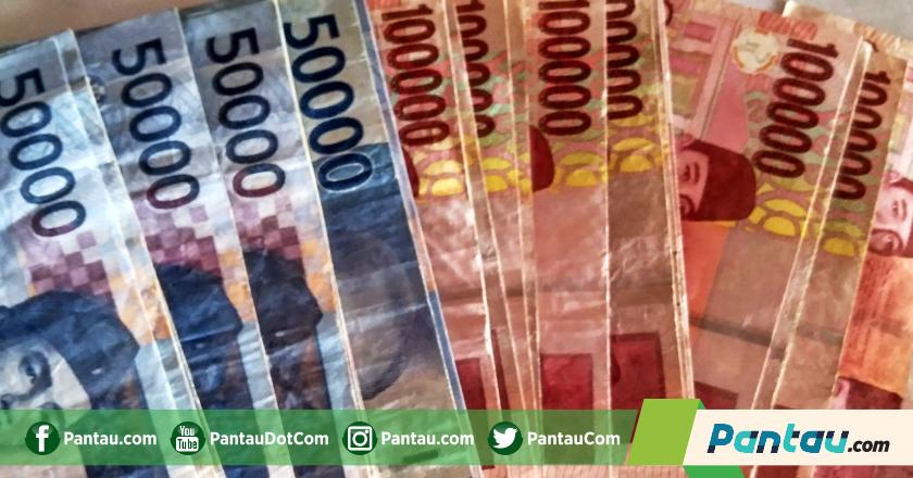 Lagi, Sentimen Amerika Serikat Lemahkan Rupiah