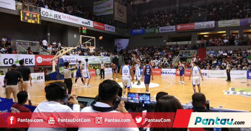 Tumbangkan Pelita Jaya, Satria Muda Menangi Partai Pertama Final IBL 2018