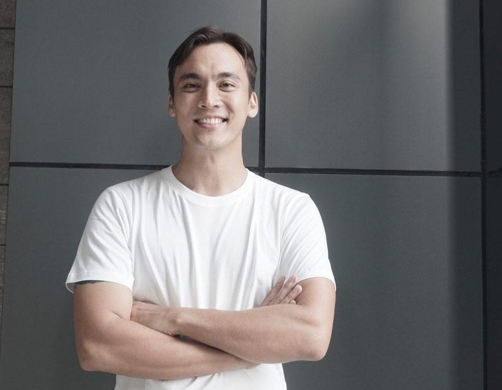 Rendy Kjaernett Sujud Depan Anak, Akui Salah Selingkuh dengan Syahnaz