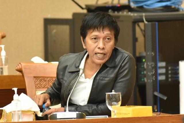 Jurnalis Diteror, Adian Napitupulu: Ancaman Terhadap Kebebasan Pers!