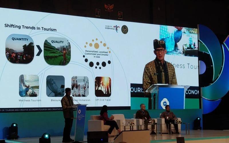 Menteri Sandi ‘Spill’ Pengeluaran Wisman Rp23,1 Juta per Kunjungan