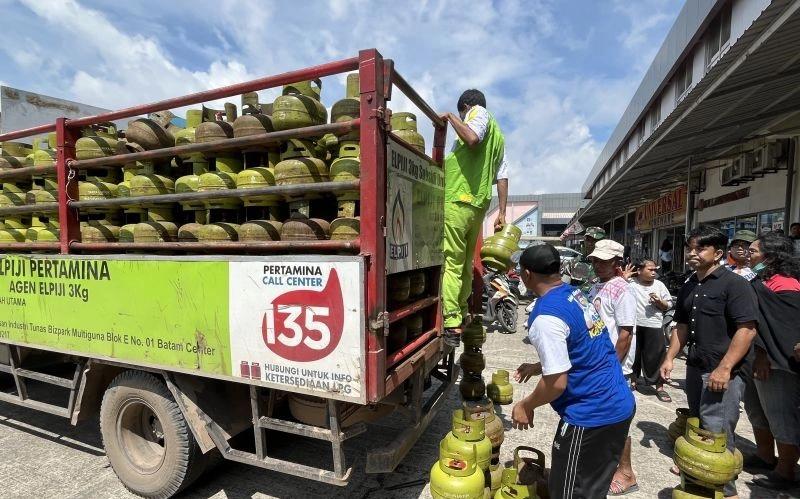 Operasi Pasar LPG 3 Kg, Pertamina Guyur Batam dengan 4.480 Tabung Gas