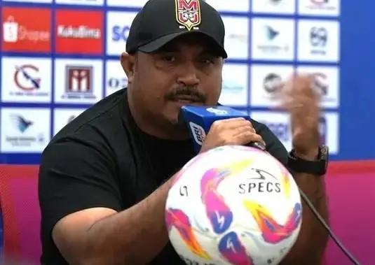 Imran Nahumarury Ingatkan Malut United FC Jangan Merasa Berpuas