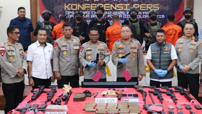 Sekuriti SMA di Sleman Ditangkap Diduga Terlibat Penyuplai Senjata ke KKB, M16-SS1 Disita