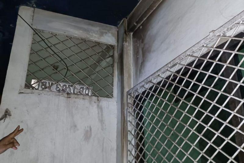 Pos Polisi di Makassar Diserang OTK Pakai Bom Molotov