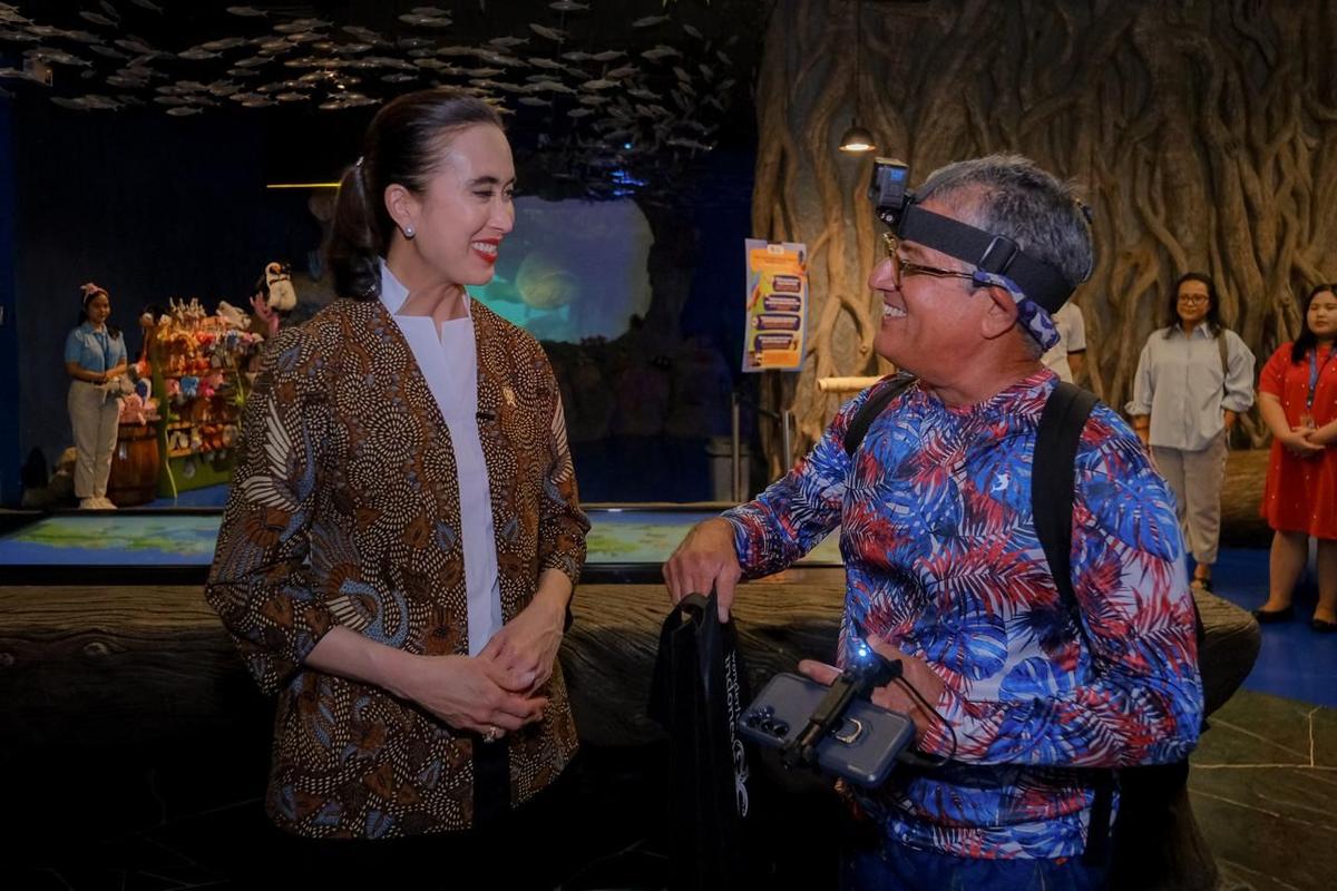 Menteri Pariwisata Tinjau Jakarta AQuarium Safari Jelang Libur Lebaran