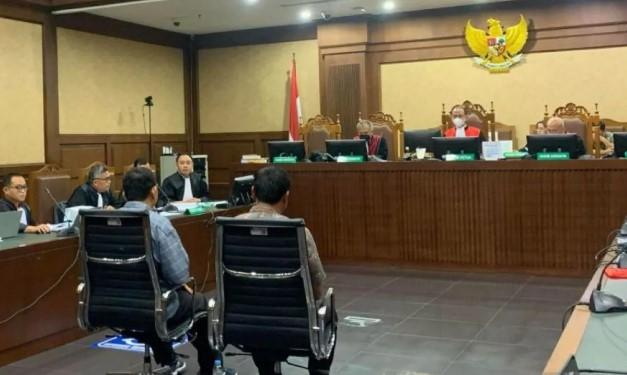 Staf Pribadi Hasto Kristiyanto Akui Pernah Dititipi Tas oleh Harun Masiku dalam Sidang Tipikor