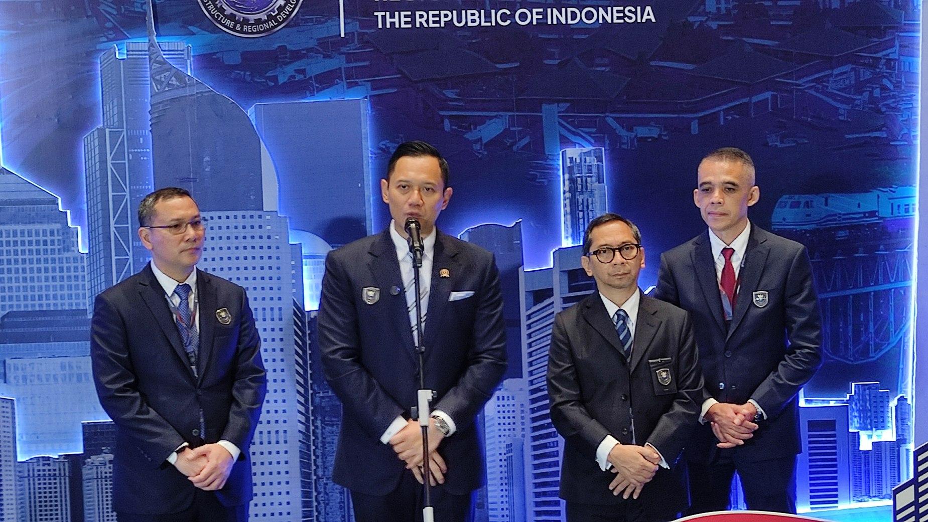 AHY Ungkap Besaran Anggaran untuk Giant Sea Wall Capai Rp123 Triliun