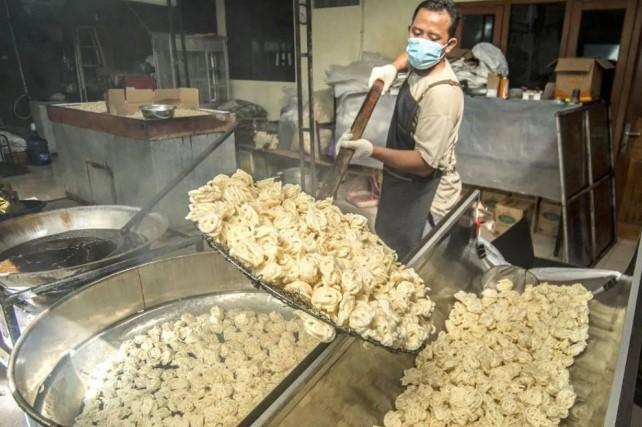 Kerupuk Ikan Masih Diproduksi Tradisional di Yogyakarta, Gunakan Ikan Makerel dan Rempah Lokal