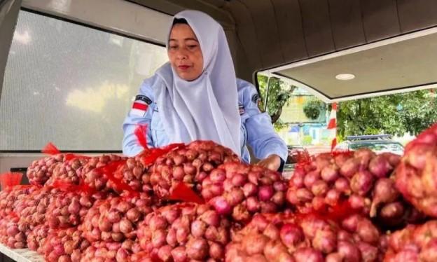 Harga Pangan 23 Juni 2025: Bawang Merah dan Cabai Turun, Beras SPHP dan Ikan Naik Tipis