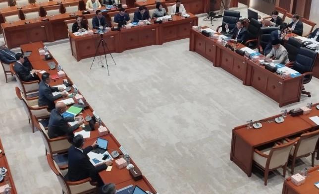 Komisi I DPR Desak Menlu Sugiono Segera Isi 12 Posisi Dubes yang Masih Kosong