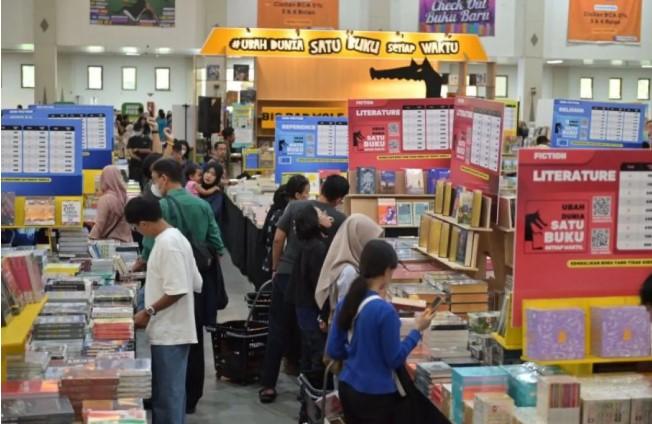 Bazar Buku Big Bad Wolf Jogja 2025: Diskon 90 Persen dan Hadiah Menarik Temani Liburan Sekolah