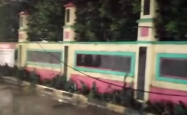 Cegah Bahaya, Kabel Menjuntai di Depan SDN 04 Petang Kalideres Segera Diperbaiki