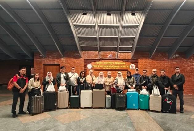 Kemlu RI Pastikan 134 WNI di Nepal Aman, Sediakan Hotline dan Imbau Hindari Titik Demonstrasi