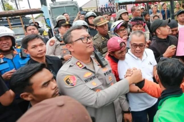 Tersangka Demo Rusuh di DPRD Kota Madiun Bertambah, Salah Satunya Admin Grup WhatsApp