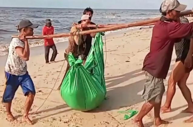 Nelayan Desa Ujung Pandaran Temukan Jenazah Mengapung di Laut Kalimantan Tengah