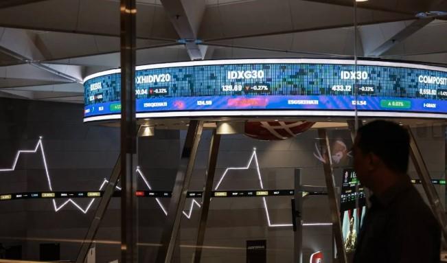 IHSG Menguat pada Selasa Pagi, LQ45 Cenderung Turun