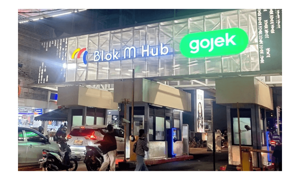 Blok M Hub Diserbu 145 Ribu Pengunjung saat Tahun Baru 2026, MRT Tarif Rp1 Dorong Minat Warga
