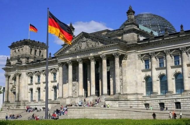 Jerman Pertimbangkan Bergabung dengan Dewan Perdamaian Gaza Usulan Trump, Tunggu Kepastian Hukum Internasional