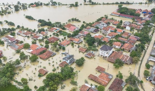 Banjir Akibat Tanggul Jebol di Karawang, BNPB Catat 3.368 Warga Mengungsi
