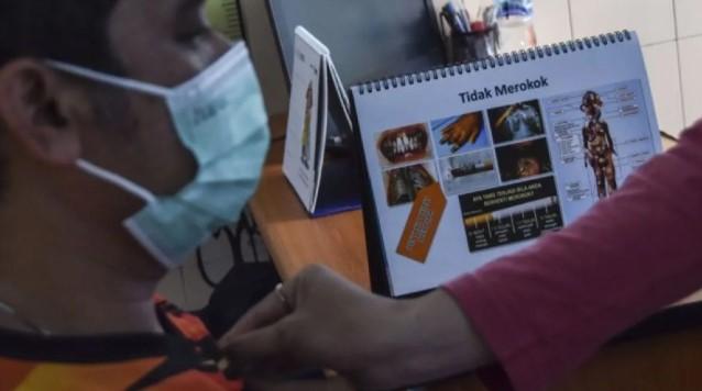 Prevalensi Perokok Indonesia Masih Tertinggi di ASEAN, Penjualan Rokok Capai 320 Miliar Batang