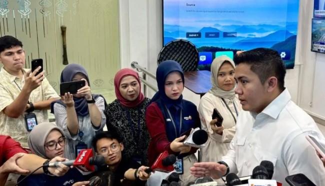 Sekretaris Kabinet Tegaskan Presiden Prabowo Hanya Gunakan Satu Pesawat Saat Lawatan Luar Negeri