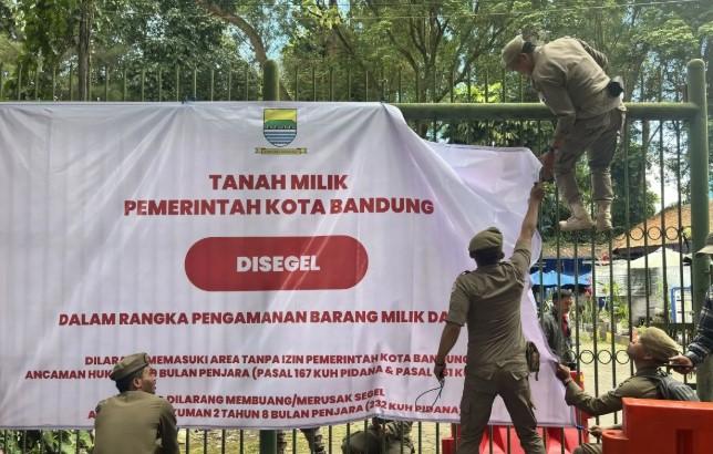 Bandung Zoo Disegel Satpol PP Usai Izin Lembaga Konservasi Dicabut Kemenhut, Satwa dan Pekerja Tetap Dilindungi
